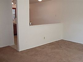 Exceptional 2 Bedroom Apartment Near Many Lakes in Winter Haven, FL (Photo 2 of 9)