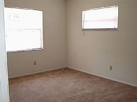 Exceptional 2 Bedroom Apartment Near Many Lakes in Winter Haven, FL (Photo 6 of 9)