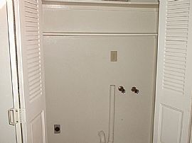 Exceptional 2 Bedroom Apartment Near Many Lakes in Winter Haven, FL (Photo 7 of 9)