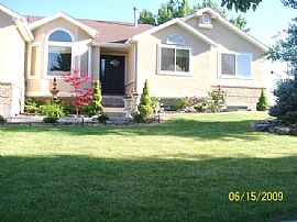 Charming 6 Bedroom Home with Upgrades Galore - 3800 Sq. Ft. in South Jordan, UT