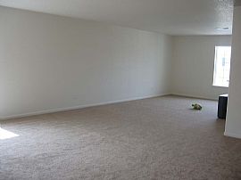 Great Spacious Open Home, Mountain -Golf Course Views in Denver, CO (Photo 4 of 4)