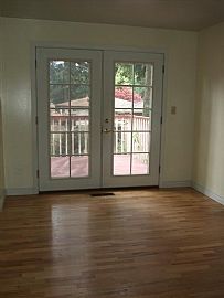 Tri-Level, 3 Bedroom Plus Den, Kingsgate Comm. in Kingsgate, WA (Photo 10 of 12)