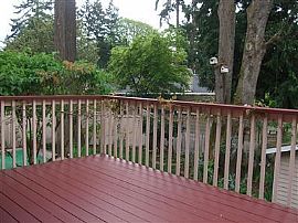 Tri-Level, 3 Bedroom Plus Den, Kingsgate Comm. in Kingsgate, WA (Photo 11 of 12)