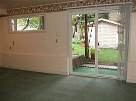 Tri-Level, 3 Bedroom Plus Den, Kingsgate Comm. in Kingsgate, WA (Photo 8 of 12)