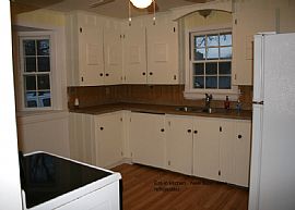 Spacious 3 Bedroom Home with Large Cottage For Storage or Office in Seaford, DE (Photo 2 of 2)