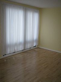 Great Studio Apartment with Free Gas and Water in Chicago, IL (Photo 3 of 3)