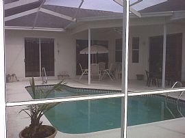 Beautiful 4 Bedroom Pool Home - Custom Designed in Trinity, FL (Photo 6 of 7)