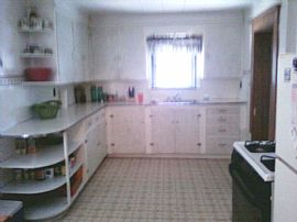 Terrific 2 Bedroom Duplex Apartment with Basement and Garage! in Salina, KS (Photo 7 of 8)