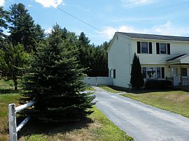 Newly Updated 2 Bedroom Townhouse - You Can Move-In Today! in Allenstown, NH (Photo 3 of 9)