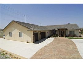 New 5 Bedroom Home - Available Sept. 20th in Riverside, CA