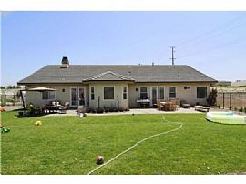 New 5 Bedroom Home - Available Sept. 20th in Riverside, CA (Photo 5 of 5)