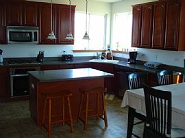 Spacious 4 Bedroom Brick Home with 3300 Sq. Ft. in Pingree Grove, IL (Photo 1 of 11)