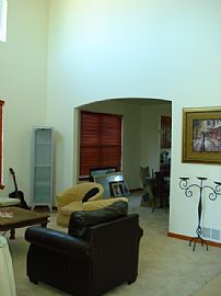 Spacious 4 Bedroom Brick Home with 3300 Sq. Ft. in Pingree Grove, IL (Photo 4 of 11)