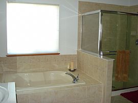 Spacious 4 Bedroom Brick Home with 3300 Sq. Ft. in Pingree Grove, IL (Photo 9 of 11)