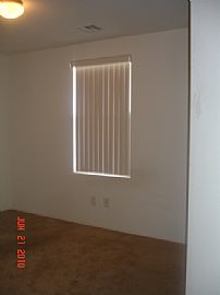 3 Bed 2.5 Ba Near 146 and Lv Blvd in Henderson, NV (Photo 3 of 6)