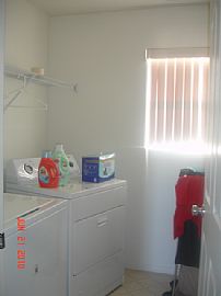 3 Bed 2.5 Ba Near 146 and Lv Blvd in Henderson, NV (Photo 4 of 6)