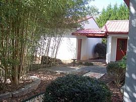 Great 4 Bedroom Home - Private Yet Convenient in Dawsonville, GA (Photo 12 of 12)