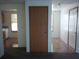 2 Bedroom Apartment Near Mcchord Afb in Parkland, WA (Photo 12 of 12)
