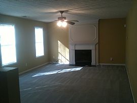 New Video Beautiful Excellent Condition Home Lease Option Also  in Ellenwood, GA (Photo 6 of 12)