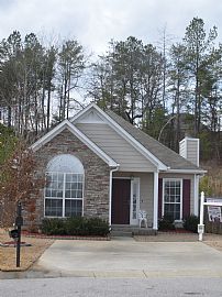 Very Nice 3 Bedroom Home  in Camdon Cove on Cul-De-Sac  in Calera, AL