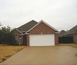 Nice 4 Bedroom Home with Maximum Privacy - Perfect For Students! in College Station, TX