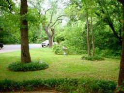 Unique, Classic 3 Bedroom Home with Great Built-Ins in Fort Worth, TX (Photo 3 of 12)