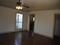 Classic 6 Bedroom Home -   Only Minutes From Downtown  in Fort Worth, TX (Photo 12 of 12)