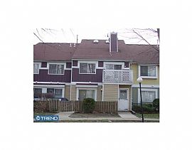 Impeccable 2 Bedroom Condo with Spacious Living Room in Monmouth Junction, NJ (Photo 6 of 9)