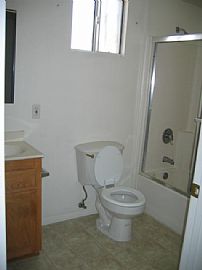 Nice 3 Bedroom Home with Solar Panels to Save You Money in Los Angeles, CA (Photo 6 of 7)