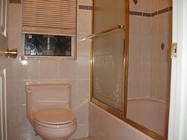 Spacious 3 Bedroom Townhouse on SF Border with Amazing Views  in Daly City, CA (Photo 7 of 12)