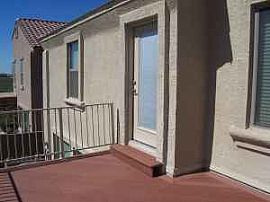 Beautiful 4 Bedroom Home with Low Utility Bills - Great Yard! in Phoenix, AZ (Photo 2 of 10)