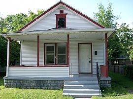 Remodeled 3 Bedroom Home - 3/4 Mile From Notre Dame University in South Bend, IN