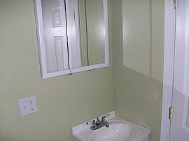 Remodeled 3 Bedroom Home - 3/4 Mile From Notre Dame University in South Bend, IN (Photo 9 of 9)