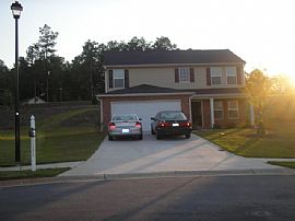 Amazing 4 Bedroom Home in Camp Creek - College Park - $1300  in College Park, GA