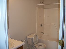 Amazing 4 Bedroom Home in Camp Creek - College Park - $1300  in College Park, GA (Photo 9 of 9)