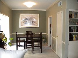 Beautiful 2 Bedroom End Unit Condo in South Park! in Charlotte, NC (Photo 2 of 9)