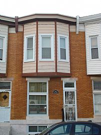 Beautiful, Remodeled 2 Bedroom Townhouse with Hardwood Floors in Baltimore, MD