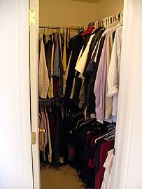 Nice 2 Bedroom End Unit Condo with Two Car Garage in Littleton, CO (Photo 8 of 8)