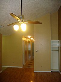 Large 3 Bedroom Duplex Fabolous Remodel in San Marcos, TX (Photo 7 of 9)