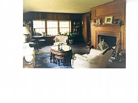 Enchanting 4 Bedroom Country Home on Mark Twain Land in West Redding, CT (Photo 5 of 7)