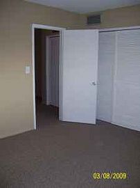 Condo E of Federal, 1br, Pool, Quiet Neighborhood in Fort Lauderdale, FL (Photo 3 of 7)