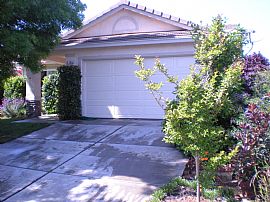 Beautiful 3 Bedroom Home - a Cordelia Beauty in Fairfield, CA (Photo 2 of 4)