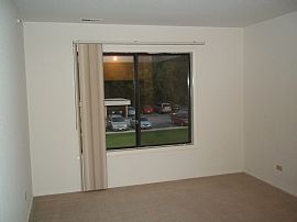 Large 2br Great Neighborhood and Schools in Palatine, IL (Photo 6 of 12)