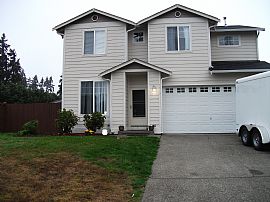 Handsome 4 Bedroom Home in Gated Community in Spanaway, WA