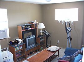 Handsome 4 Bedroom Home in Gated Community in Spanaway, WA (Photo 5 of 12)