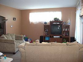 Handsome 4 Bedroom Home in Gated Community in Spanaway, WA (Photo 9 of 12)