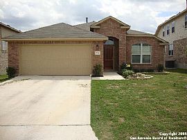 Gorgeous 3 Bedroom Home with Open Floor Plan in San Antonio, TX