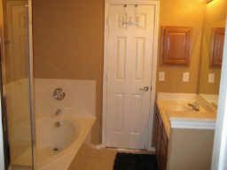 Spacious 3 Bedroom Townhouse with Open Loft in Lewisville, TX (Photo 5 of 5)