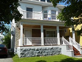 Great Student Apartment For Rent (Rent Share) in Buffalo, NY