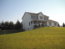 4bedrm on 1 Acre with Pool in Mount Airy, MD